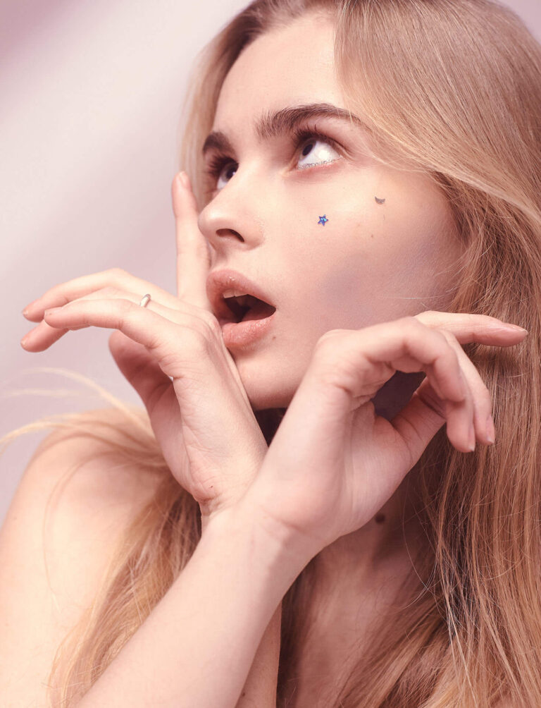 Glitter used through Makeup History