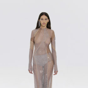 Why Are Flat Stomachs Still an “Accessory” on the Runway?